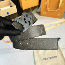 Picture of Louis Vuitton Belts _SKUfw224596227fw